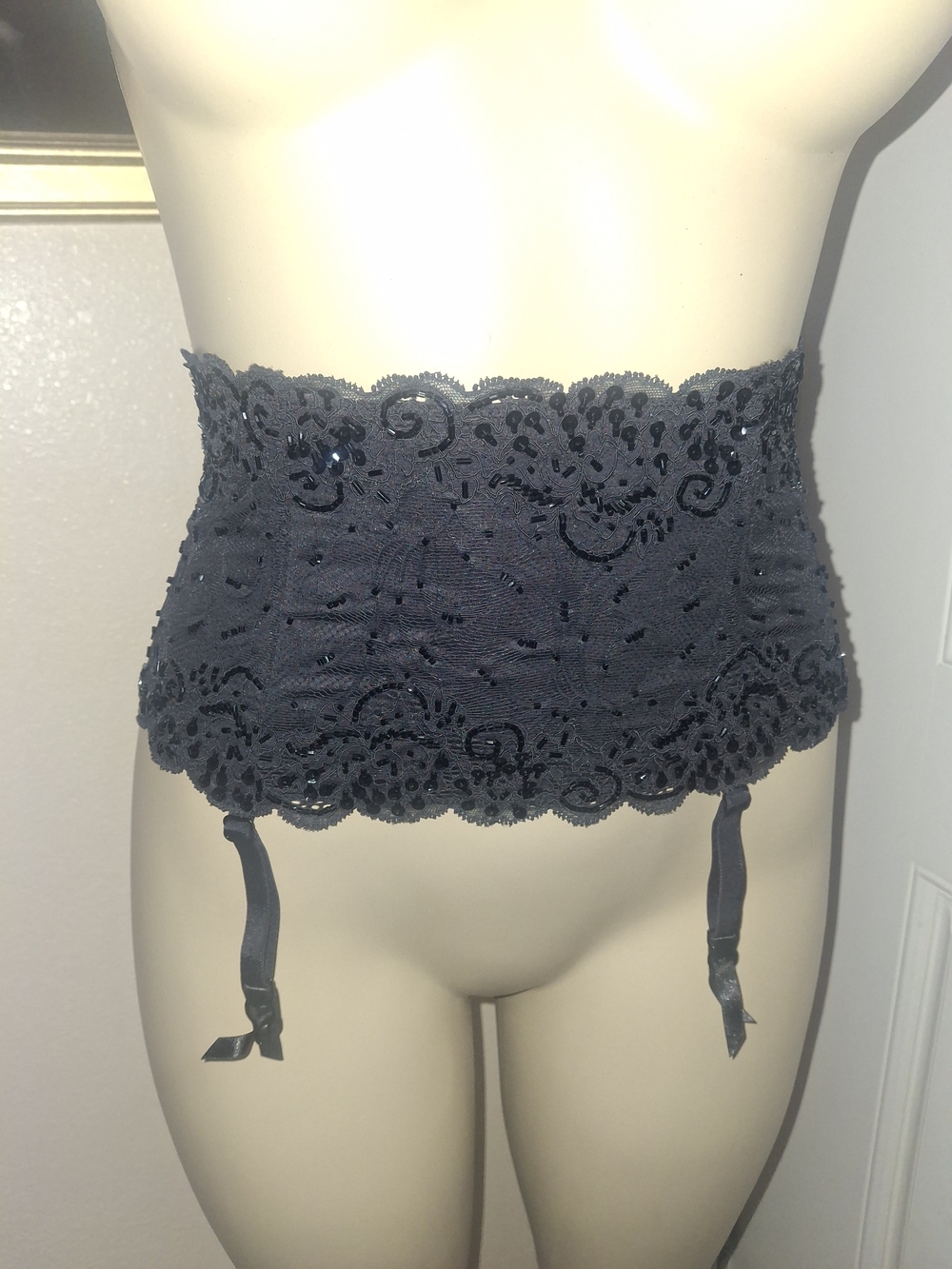 Victoria Secret Black Lace Embellished Waist Cincher Garter Belt NWT